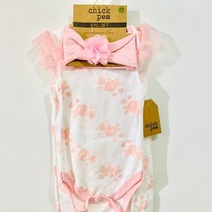 Baby Pantsuit for Girls. With a Bonus Bow!